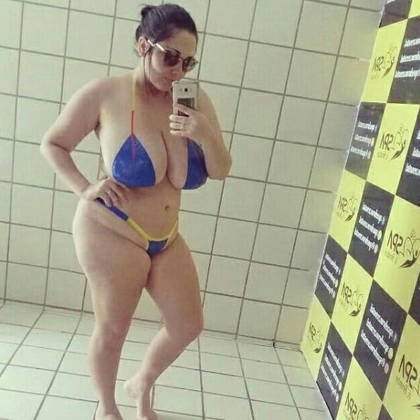 Busty Brazilian Juciane - More Bikini Pics - Porn - EroMe