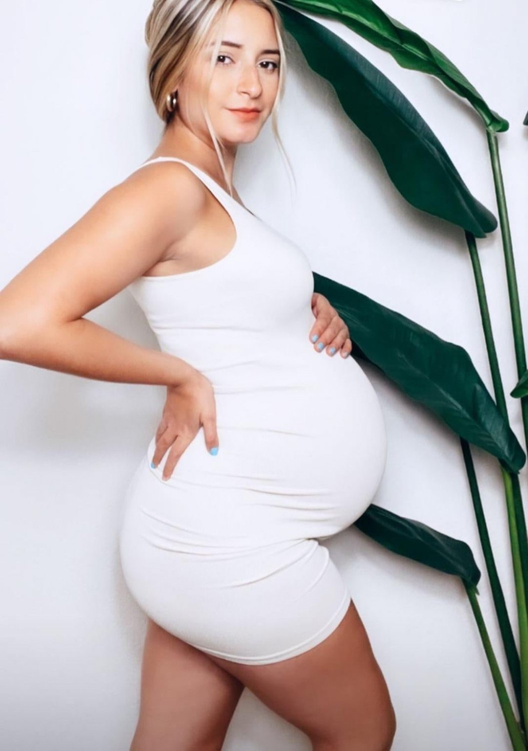 Random Pregnant Hoes 7 #EgqlwV1L