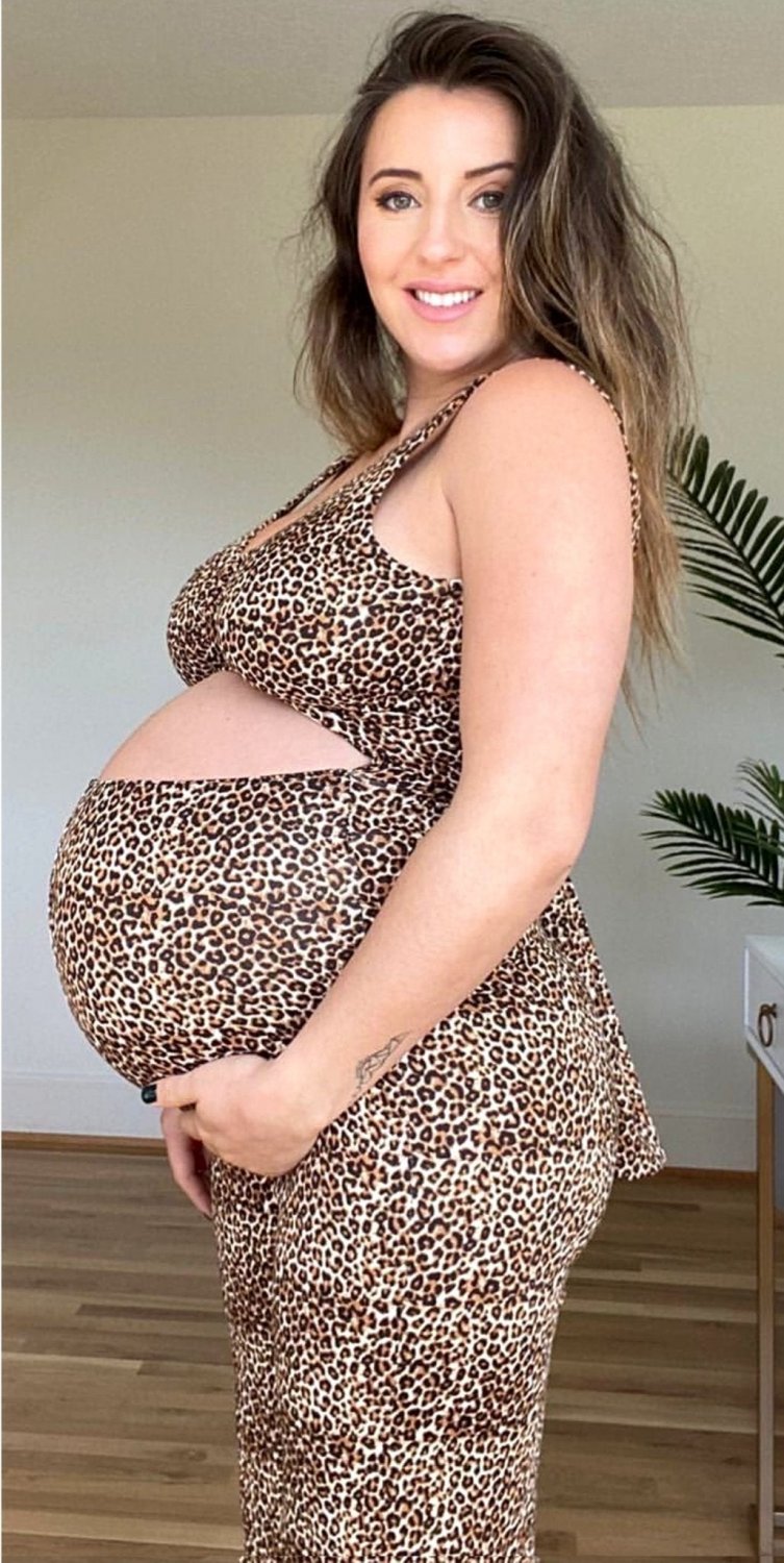 Random Pregnant Hoes 7 #FhOMFr6t