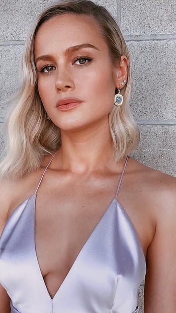 Brie larson sexy as fuck #VOky3sxd