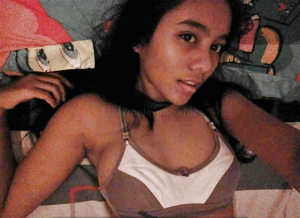 Mia #s3yvQOQQ
