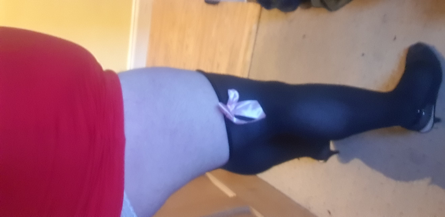 Tights and thighs #zwDaQBX8
