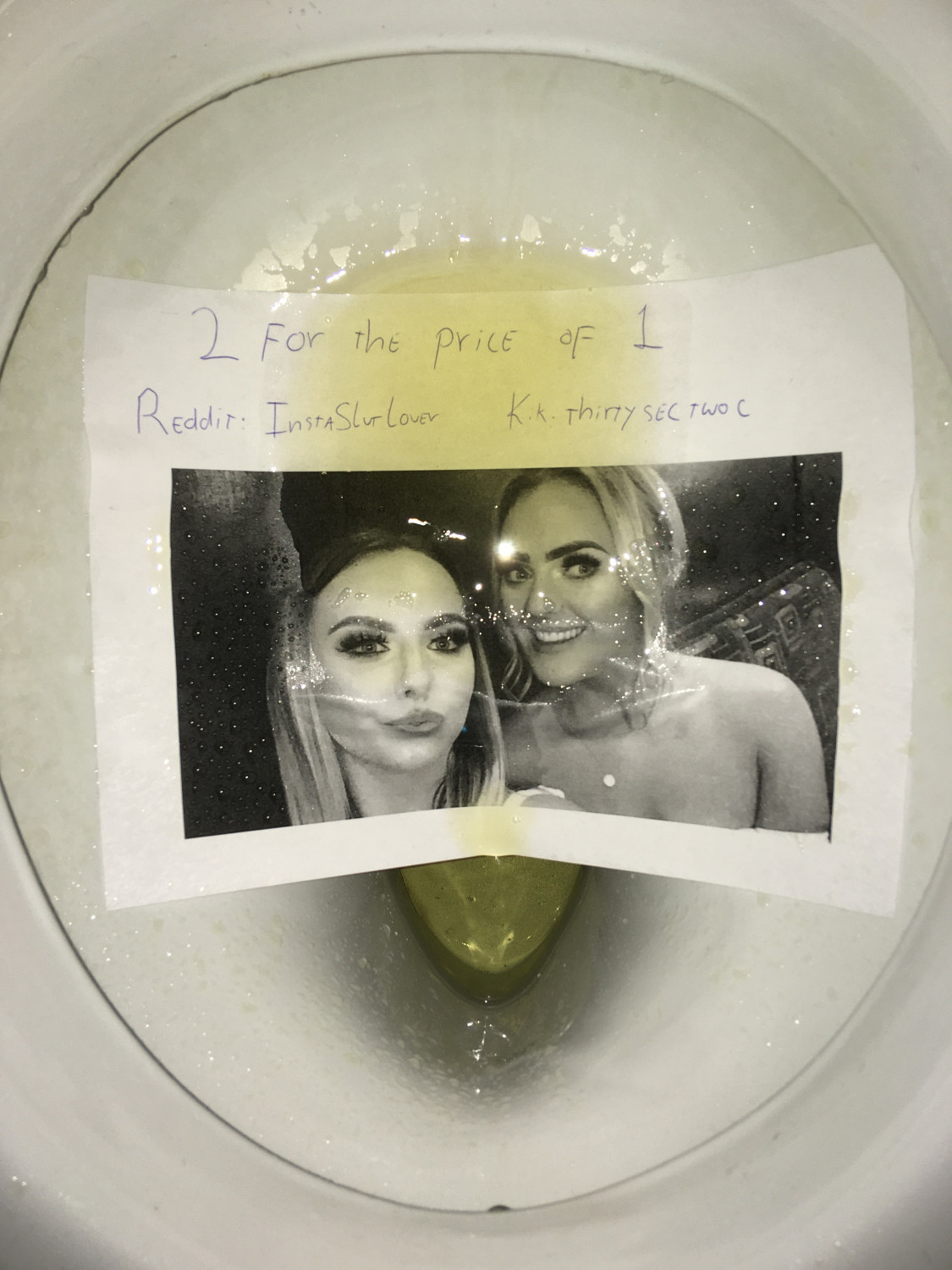 Pisstribute “2 for the price of 1” (toilet) #6Q0Ciwxd