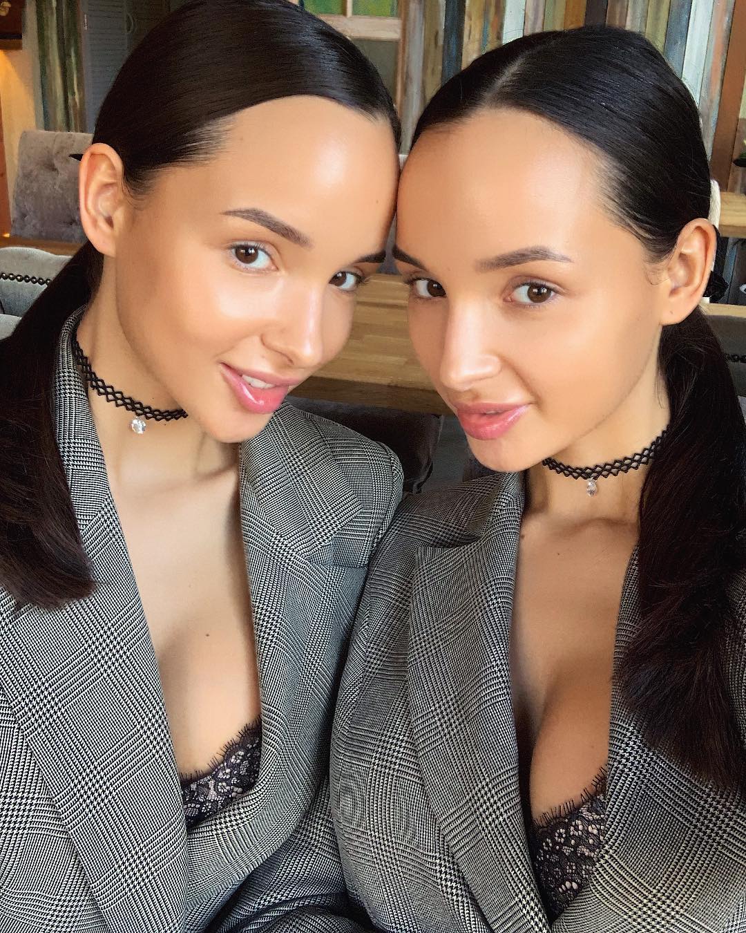 Фото Близняшек Алина И Аделина - Mixyfotos.ru