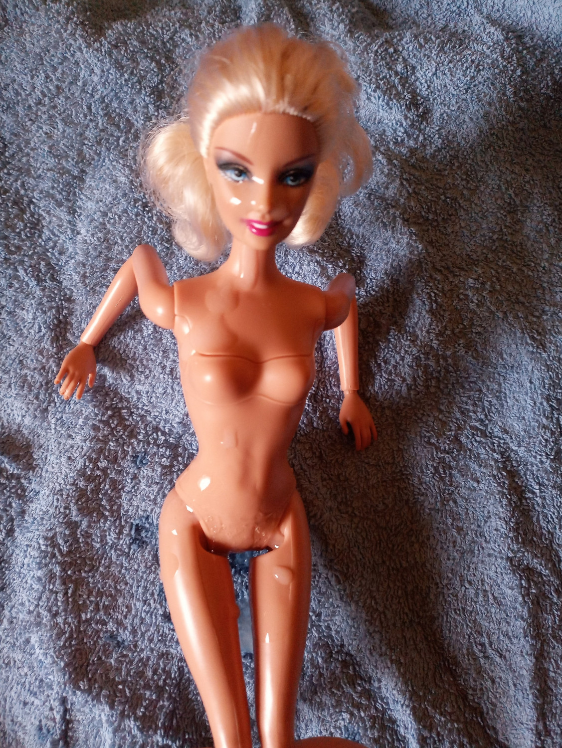 Barbie´s Bukkake #OyDtkBEI