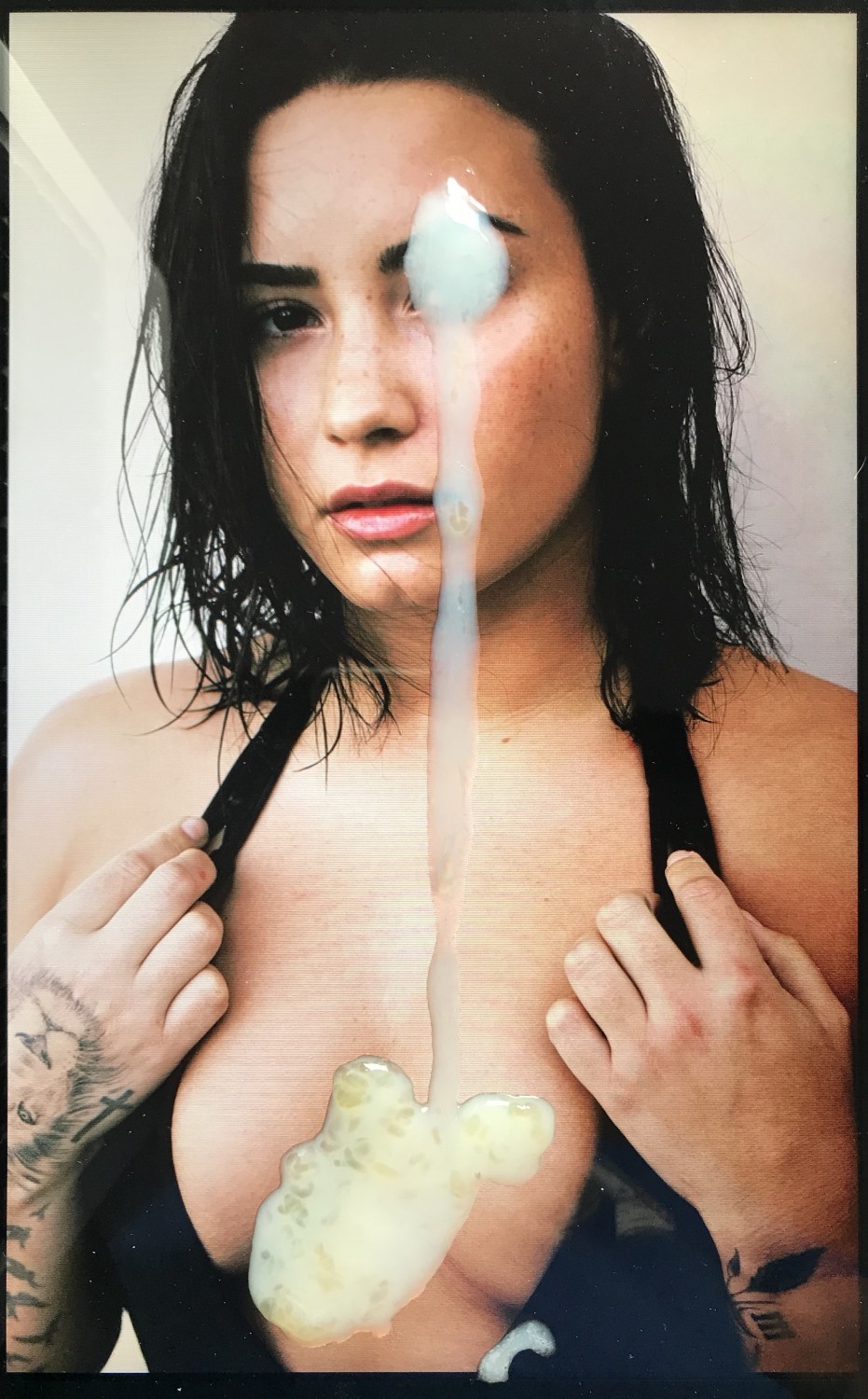 Demi Lovato tributes #hncIEwAH