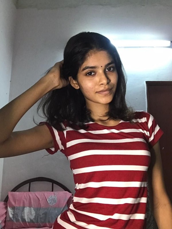 Beautiful Sexy Slim Tamil Girl - Porn - EroMe