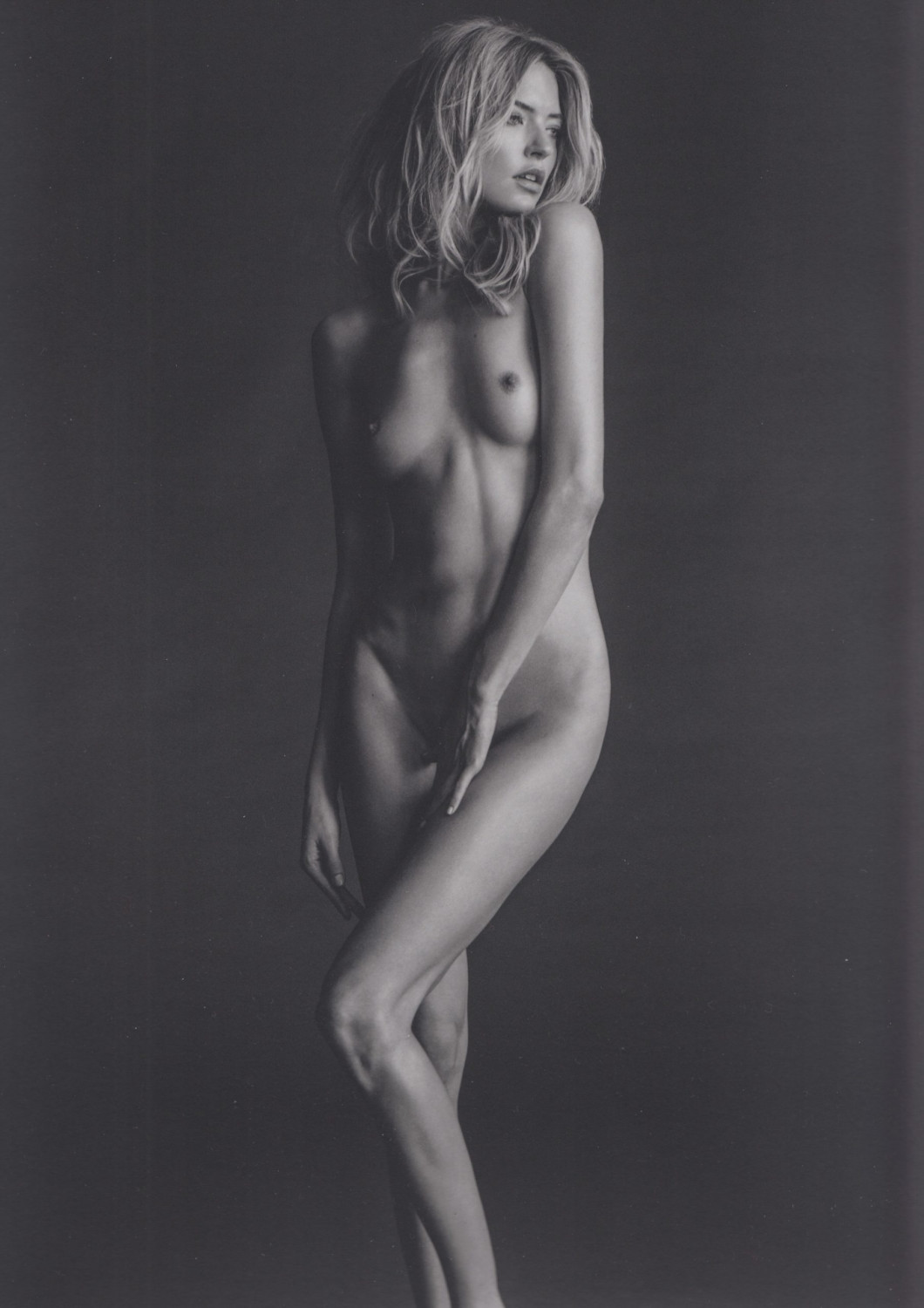 Martha Hunt Nude New Photo Gallery #P2bchrds