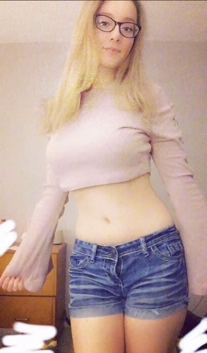 Nerdy slut big tits #XDU21KfH