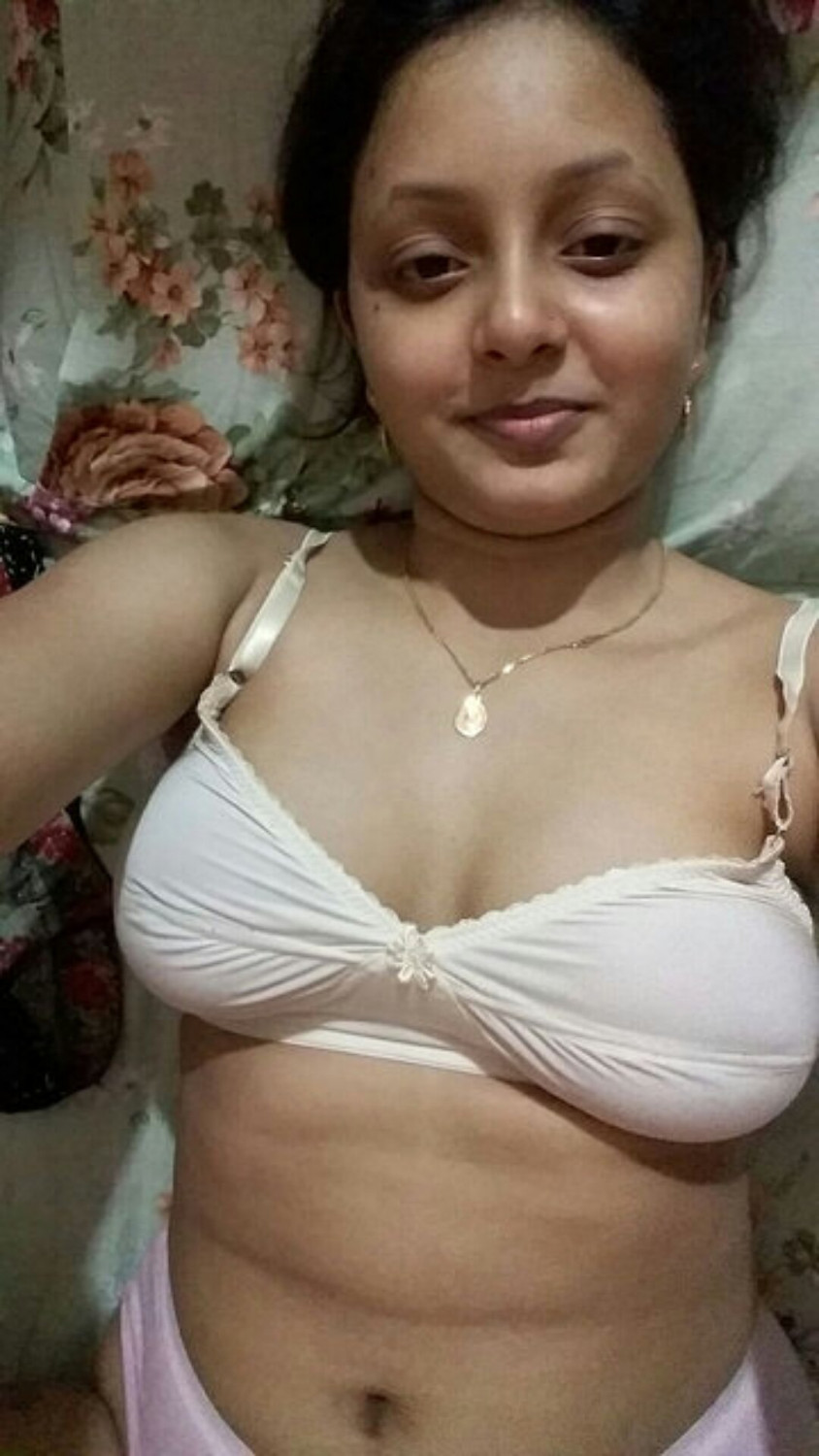 NEPALI SEXY BHABHI 350+NUDE PICS SET 2 - Porn - EroMe