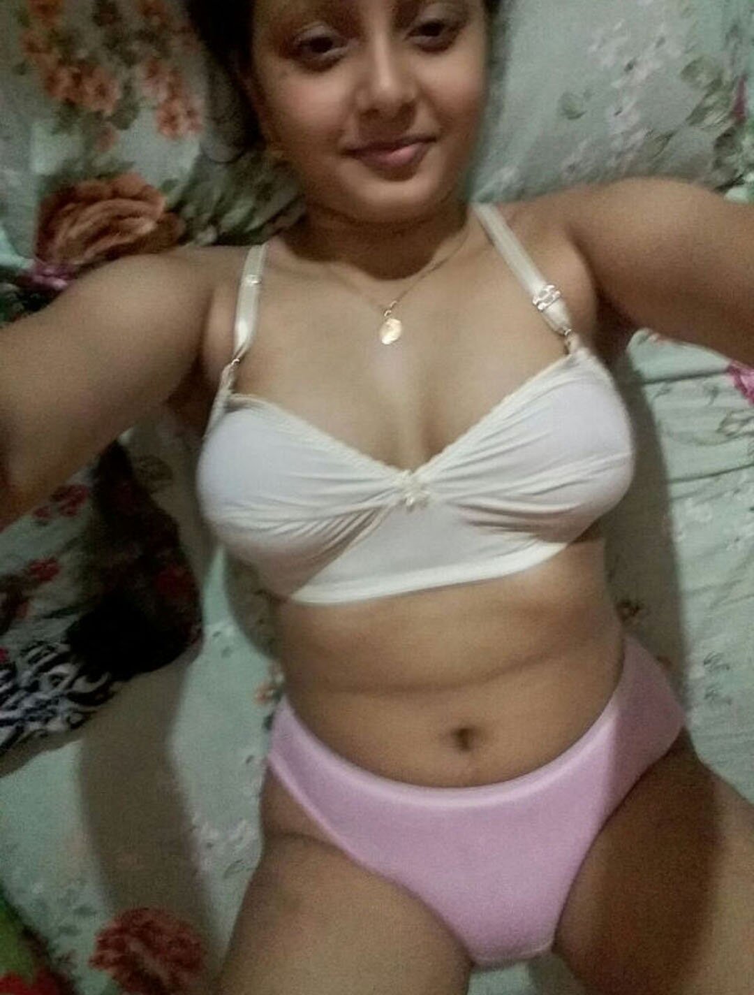 NEPALI SEXY BHABHI 350+NUDE PICS SET 2 #D8bjBaHb