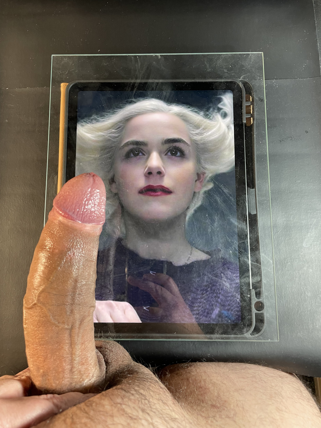 Kiernan Shipka Cum Tribute 30 #p7x9wb2C