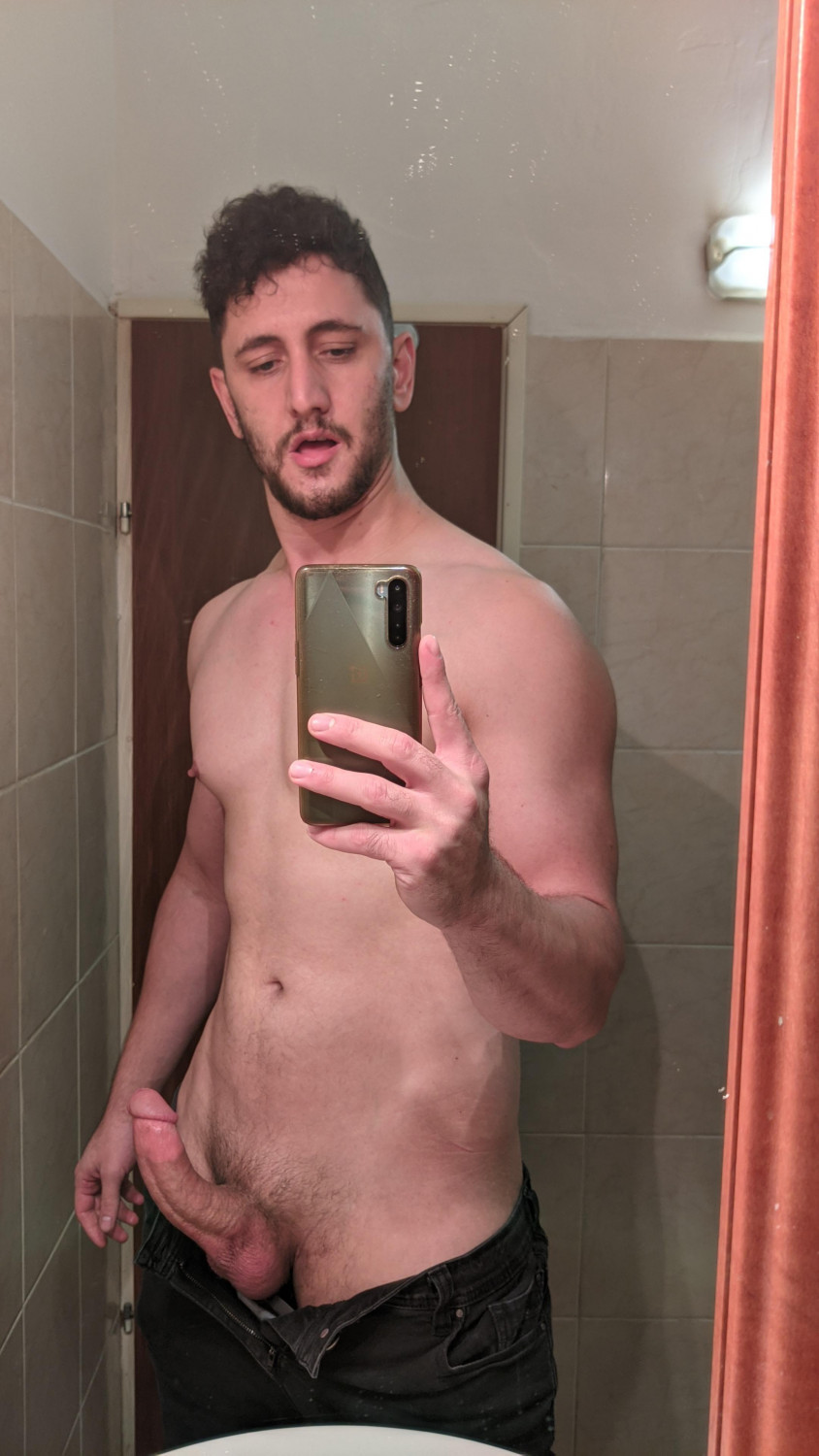 Horny Cocks #0GanqtdA
