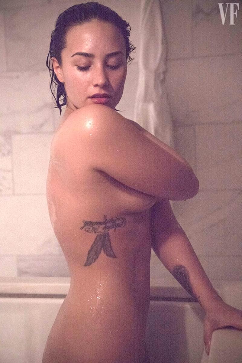 Demi Lovato Sex Tape & Nude Photos Leaked! - Porn - EroMe