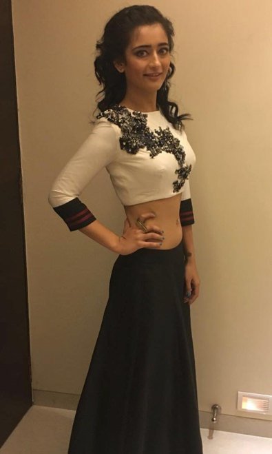 Akshara Haasan Nudes And Porn Videos Leaked! #sAveP0hr