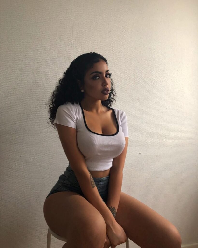 @baadsaby hot Pictures #AOqmysV2