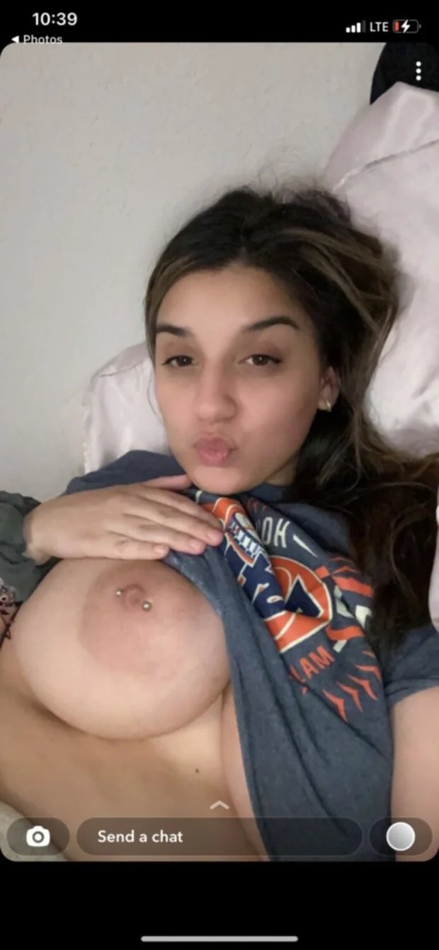 big nude tit selfies on snapchat