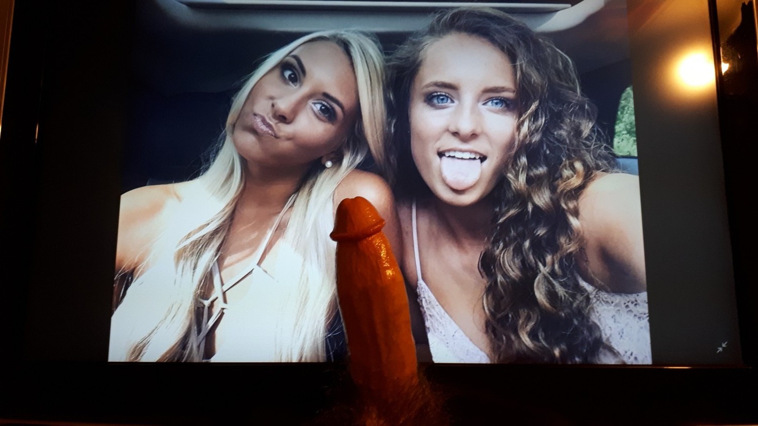 Blonde Hottie + Cute Friend Tribute 2 #g0ynjWJ3