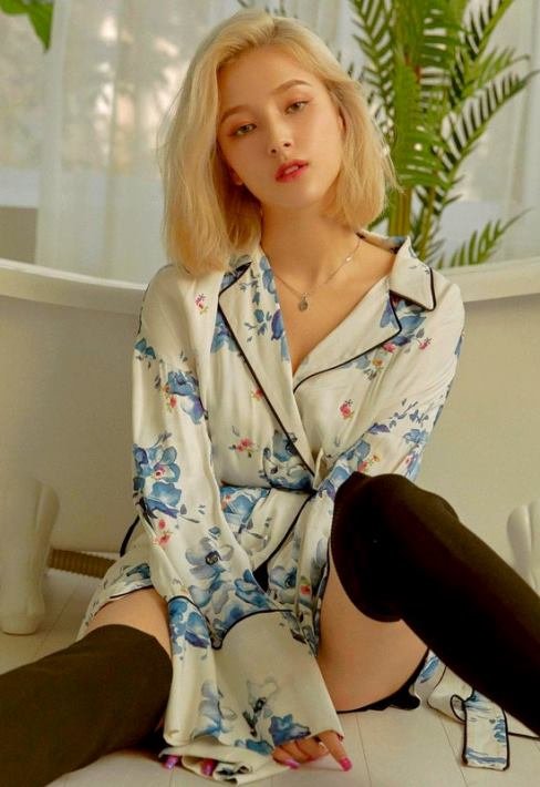 Nancy momoland (HOT) #If34uWbm