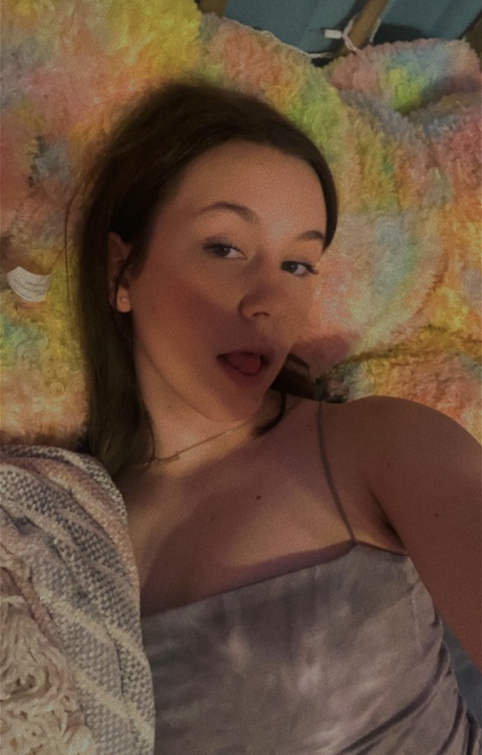 Slut girlfriend Exposed. Send your slut to expose Kik alphawest09 #tdd6jnjO